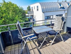 Outdoor dining - Appartement mit Balkon by Interhome (Koserow)