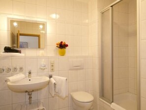 Bathroom - für 4 Personen ca. 55 m² in Ostseebad Göhren, Norddeutschland (Mecklenburg by Interhome (Baabe)