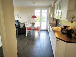 Fridge, microwave, oven, dishwasher - Ostseeblick 6 by Interhome (Baabe)