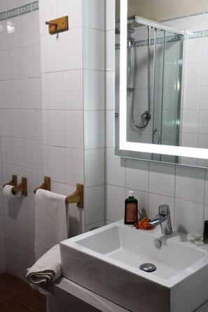 Towels - Ferienvilla 'Vignacce' mit eigenem Jacuzzi by Interhome (Marciano della Chiana)