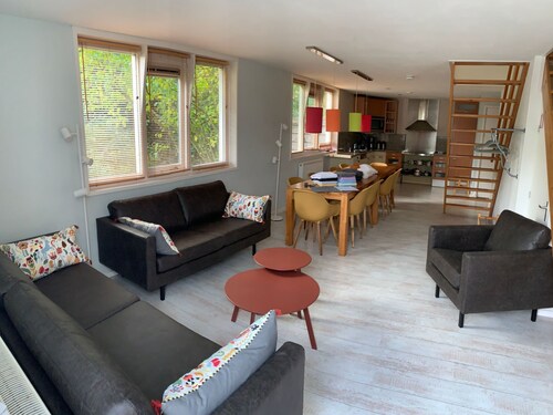 mit Wallbox by Interhome