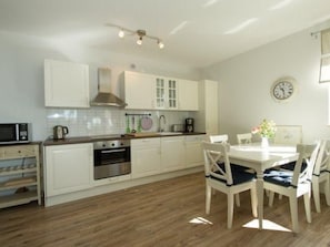 Fridge, microwave, oven, dishwasher - Ostseeblick 5 by Interhome (Baabe)