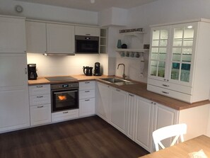 Fridge, microwave, oven, dishwasher - Lieblingsplatz by Interhome (Kamperland)
