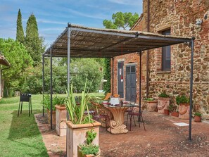 Outdoor dining - Wohnung 'Papavero Castellett by Interhome (Torrita di Siena)