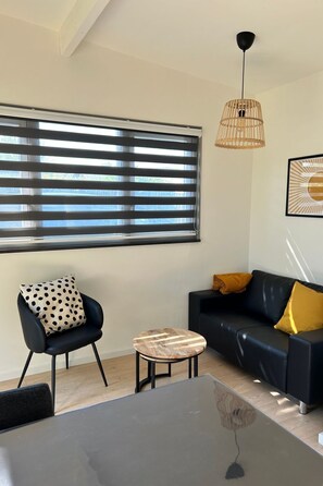 Living area - Winziges Sonnenhaus by Interhome (Heinkenszand)