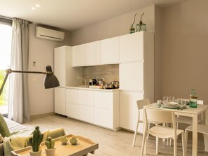 Dining - Die Suiten - Apartment 2 by Interhome (Riposto)