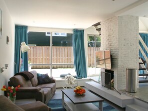 Fireplace - BlueSky by Interhome (Noordwijkerhout)