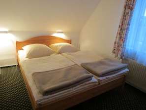 2 Schlafzimmer, Internetzugang