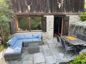 Outdoor dining - Alte typische Engadinermühle by Interhome (Sent)