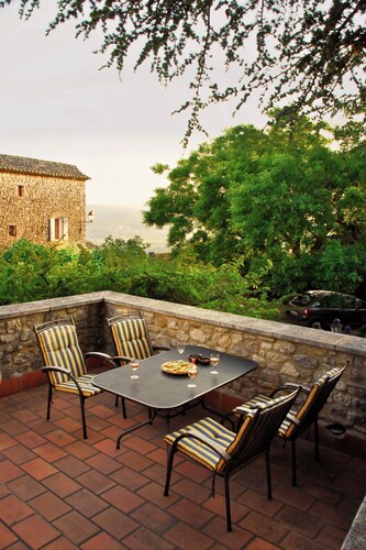 Maisonettewohnung mit Terrasse und Ausblick by Interhome