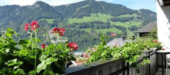Paradiesli Steiger Lungern by Interhome
