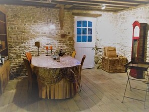 Dining - la Ferme Blanche by Interhome (Putanges)