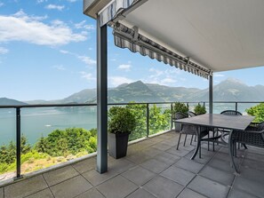 Outdoor dining - Vierwaldstättersee Panorama by Interhome (Emmetten)