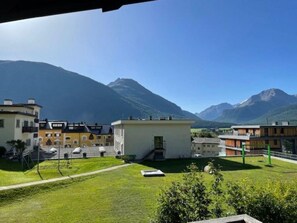 Property grounds - Chesa Tschuetta by Interhome (Samedan)