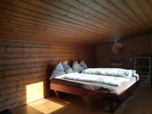 3 bedrooms, Internet