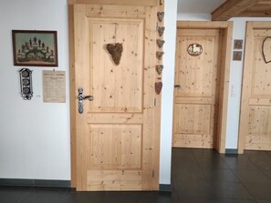 Interior - Chasina Bonavia - unvergessliche Ferien in Sent by Interhome (Sent)