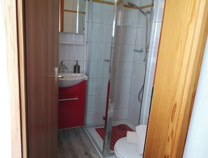 Towels - Ein-Zimmer-Wohnung 'Claudia' in San Bernardino im Zentrum by Interhome (San Bernardino)