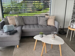 TV - Gemütliche Apartment by Interhome (Krattigen)