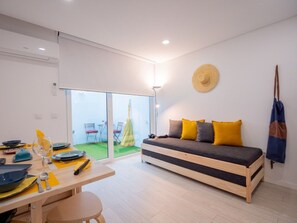 Interior - Kissen-Appartement im Historischen Zentrum by Interhome (Aveiro)