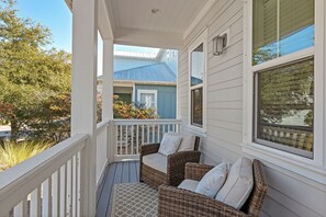 Property grounds - 30A Retreat • Near Gulf Place + Resort-Style Communal Pool Access | Wind & Sea (Santa Rosa Beach)