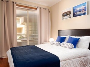 Internet - Meerblick First Line mit 2 Pools 1 by Interhome (Ovar / Praia de Esmoriz)
