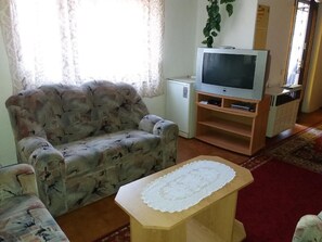 TV - Wohnung in Fonyód mit Garten und Grill by Interhome (Fonyód)