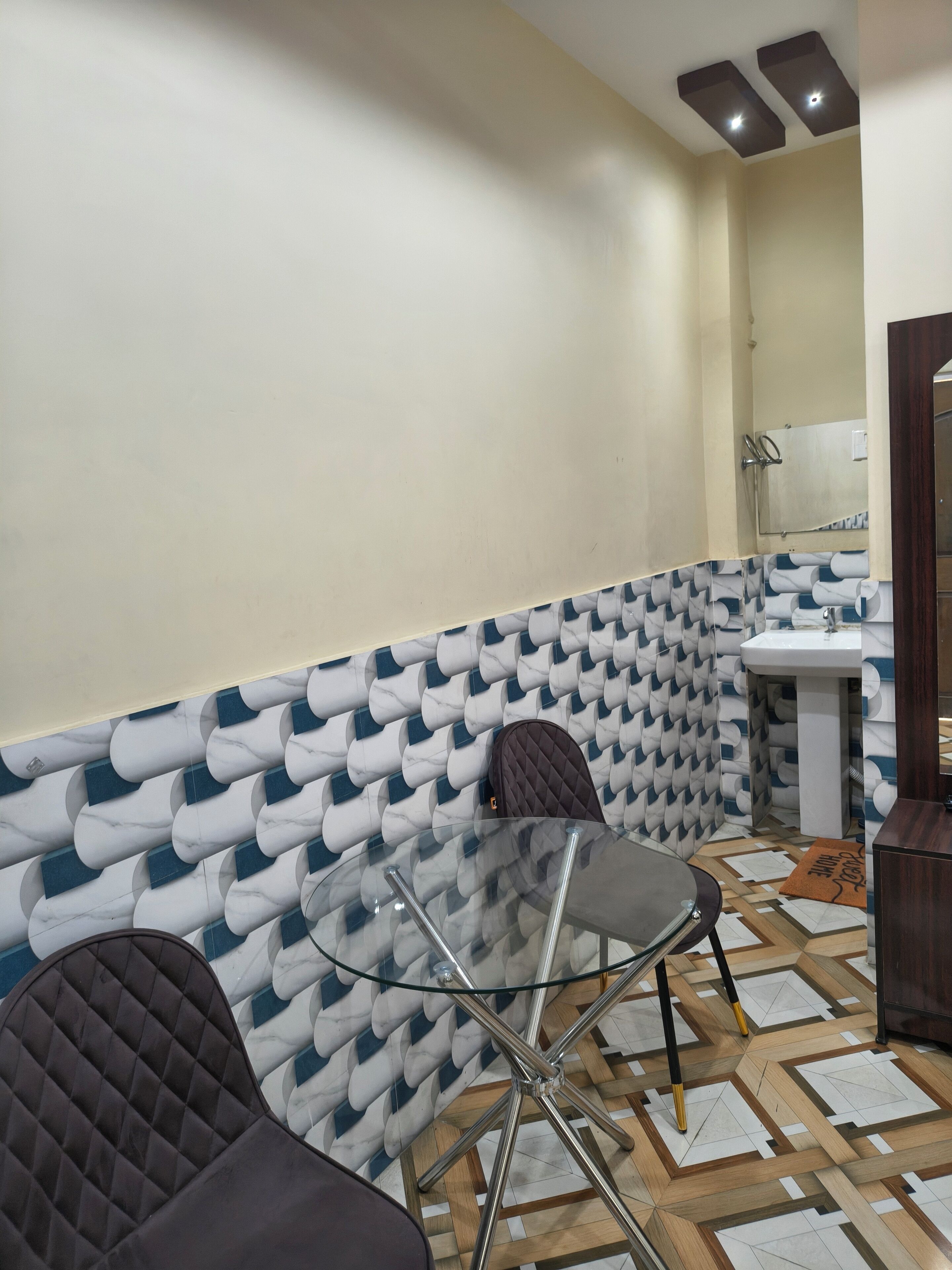 Kahden hengen deluxe-huone (yksi tai kaksi sänkyä)