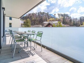 Outdoor dining - Apt. Flüehblüemli by Interhome (Interlaken)