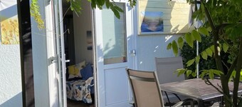 Kleines Haus mit Garten, direkt hinter dem Deich by Interhome