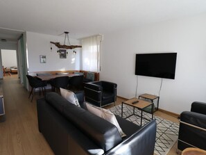 TV - Siesta 3,5-Zimmer-Wohnung by Interhome (Leukerbad)