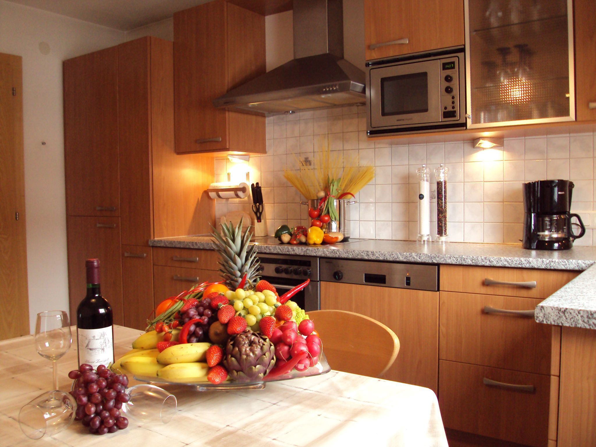 冰箱、微波炉、烤箱、洗碗机