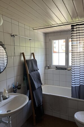 Towels - mit Bergblick by Interhome (Rueras Dieni)