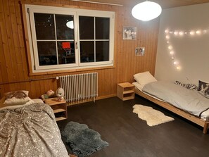 Internet - mit Bergblick by Interhome (Rueras Dieni)