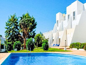Pool - mit Whirlpool by Interhome (Albufeira)
