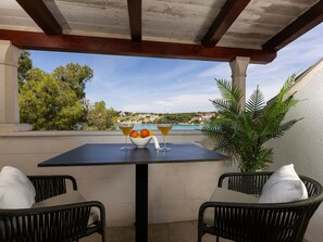 Outdoor dining - Villa Nauta - Peljesac, Ferienhaus mit Whirpool by Interhome (Lovište)