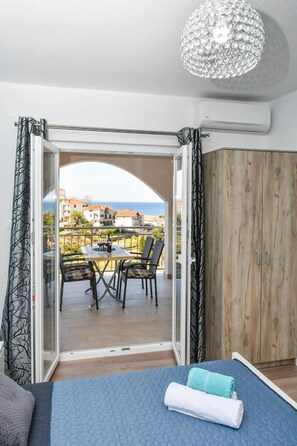 Internet - mit privatem Parkplatz by Interhome (Gradac)
