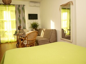 Internet - Wohnung „Zitronenbaum Postira“ by Interhome (Brač/Postira)
