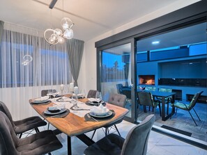 Dining - Villa Celestial by Interhome (Podstrana)