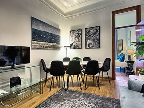 Dining - António Pedro by Interhome (Lisbon)