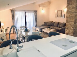 Interior - Angenehmes Haus in Posedarje mit großem Garten by Interhome (Posedarje)
