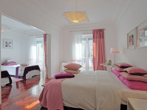 Internet - Liverpool Antic by Interhome (Lisbon)