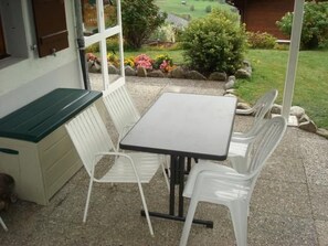 Outdoor dining - Chalet Bärli by Interhome (Fiesch)