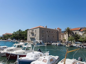 Marina - Moderne ap. 2 mit Pool und Grill in der Nähe von Split und Trogir by Interhome (Kaštel Lukšić)