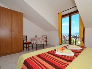Internet - Mirjana mit Parkplatz by Interhome (Trogir/Slatine)