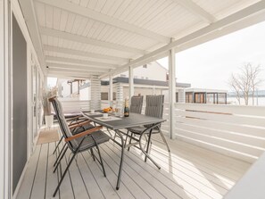 Outdoor dining - MH Summer Home by Interhome (Donje Rastane)