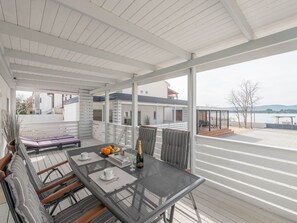 Outdoor dining - MH Summer Home by Interhome (Donje Rastane)