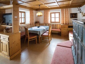 Dining - Jadghaus by Interhome (Leogang)