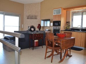 Interior - Schöne Aussichten Ecke by Interhome (Angra do Heroísmo)