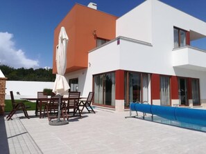 Outdoor dining - Lagoon Pearl Modernes Haus mit privatem Pool 2 by Interhome (Obidos)