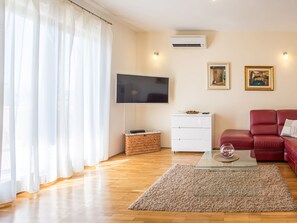 Fernseher, DVD-Player